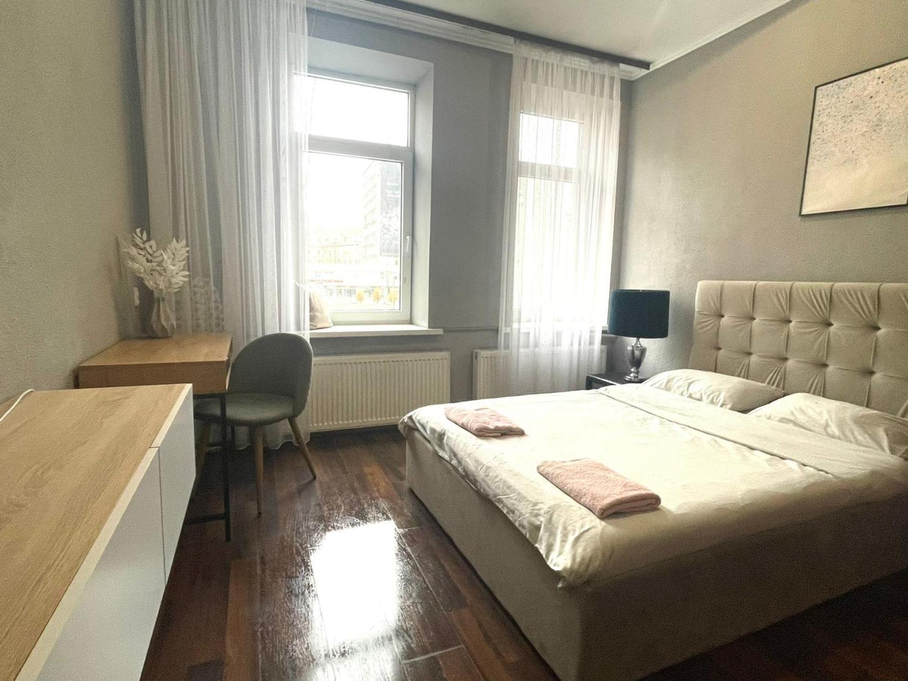 Куліша 41, Помешкання В Центрі Біля Тц Форум Apartment ลวีฟ ภายนอก รูปภาพ