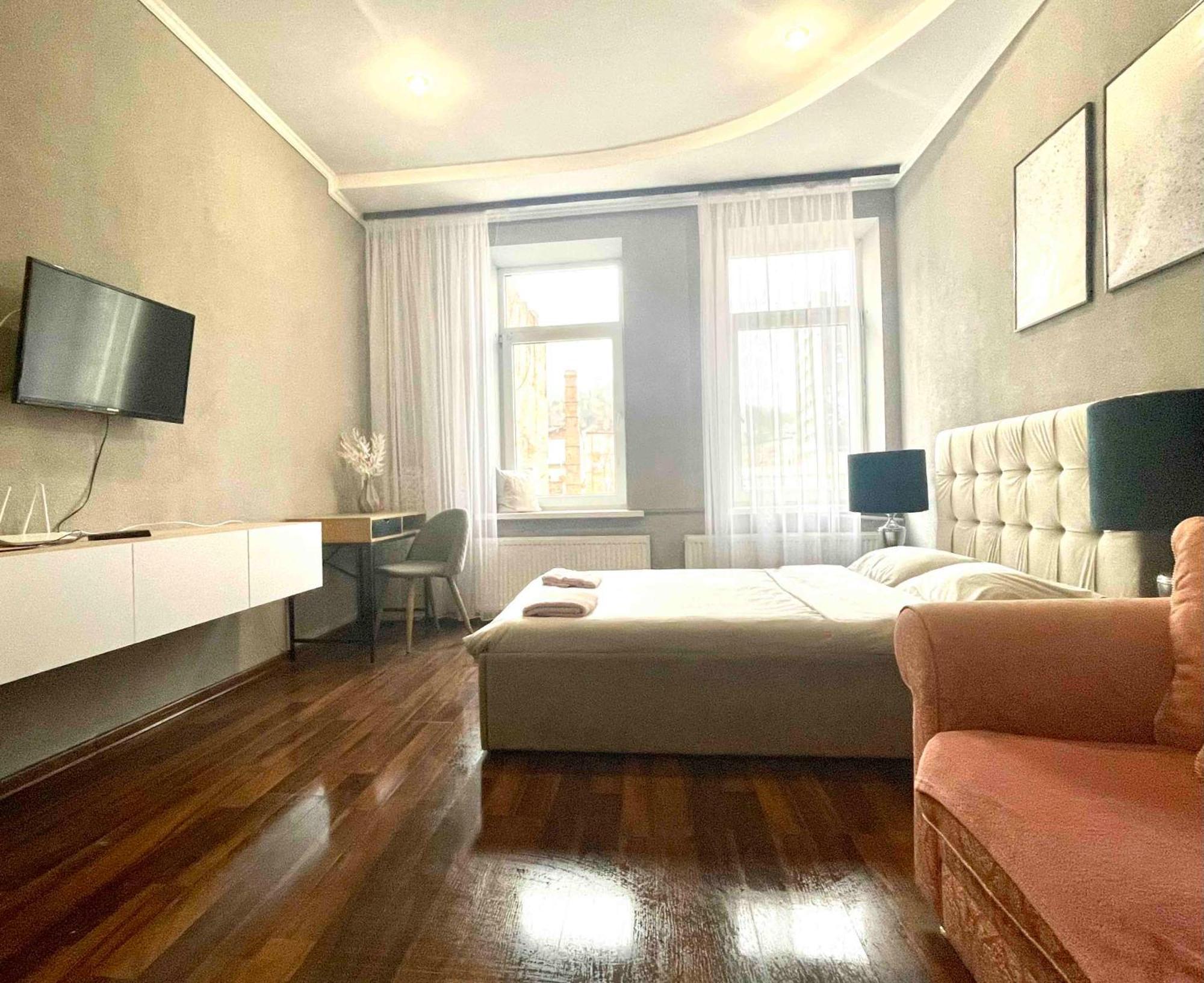 Куліша 41, Помешкання В Центрі Біля Тц Форум Apartment ลวีฟ ภายนอก รูปภาพ